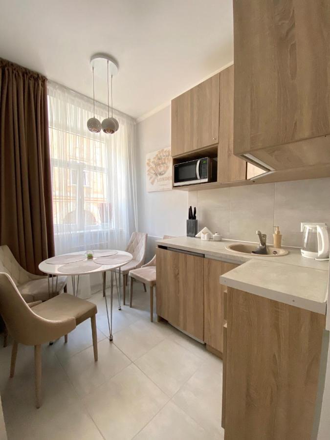 Homelike Apartment Lviv Exteriör bild