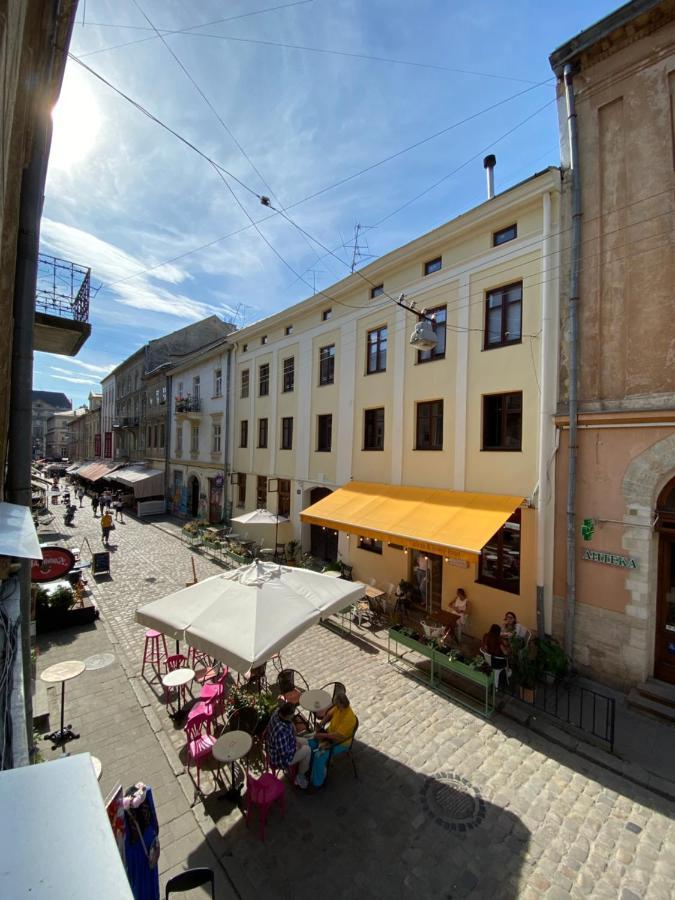 Homelike Apartment Lviv Exteriör bild